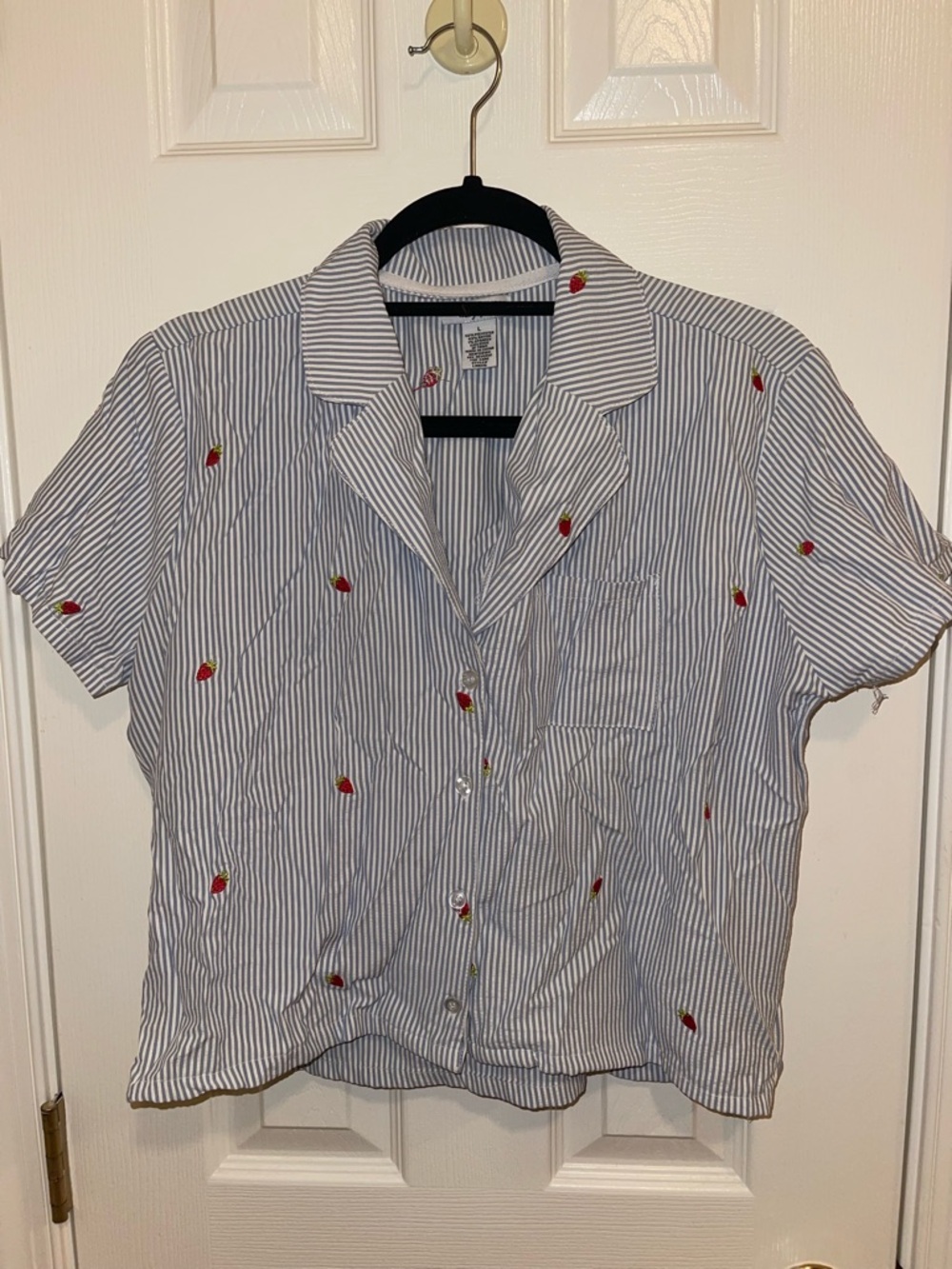 Women’s Short-Sleeve Blue Stripe Button-Up Shirt with Strawberry Embroidery